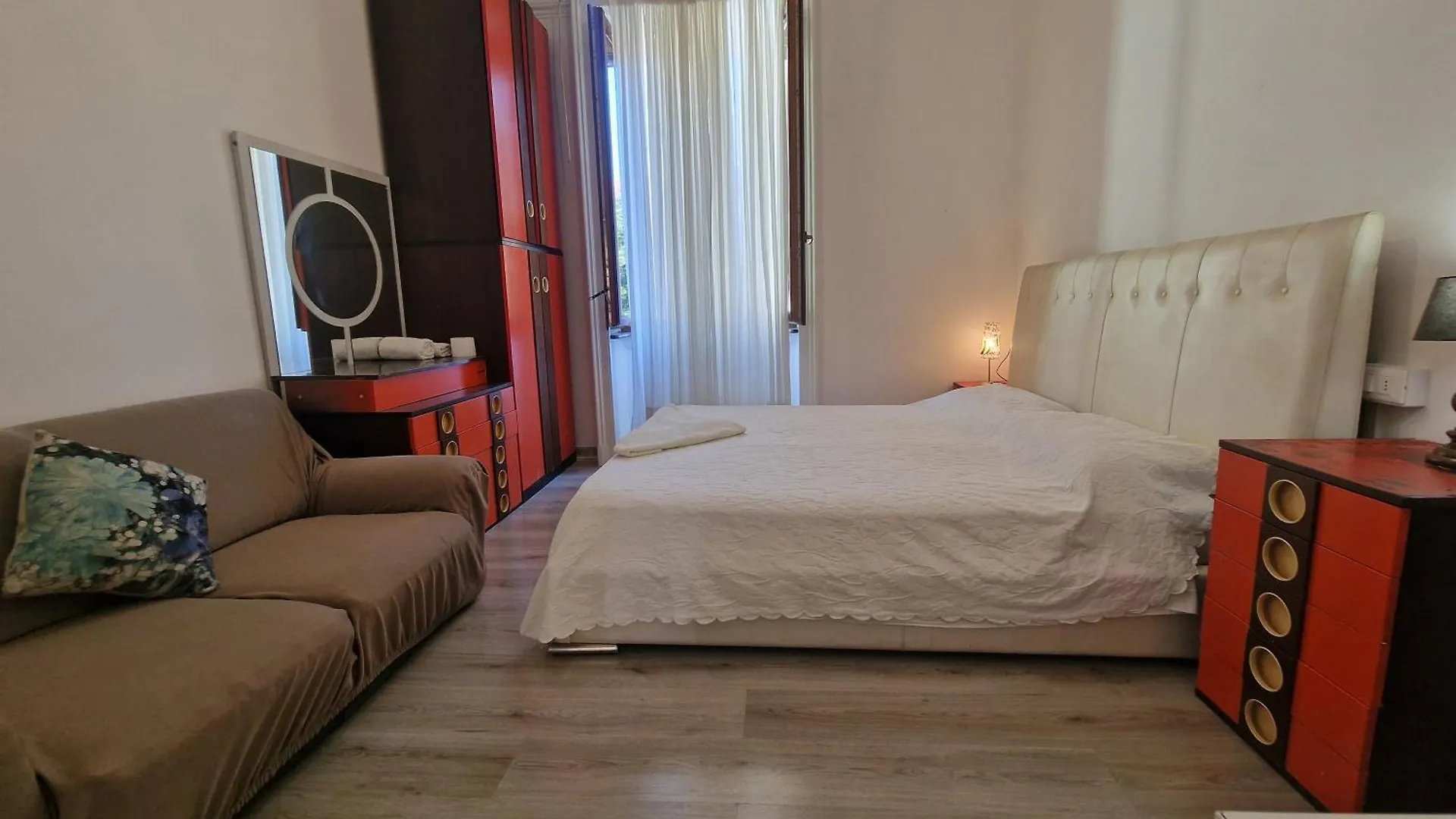 Room In The City Center - Stanza In Centro Citta Milan Séjour chez l'habitant